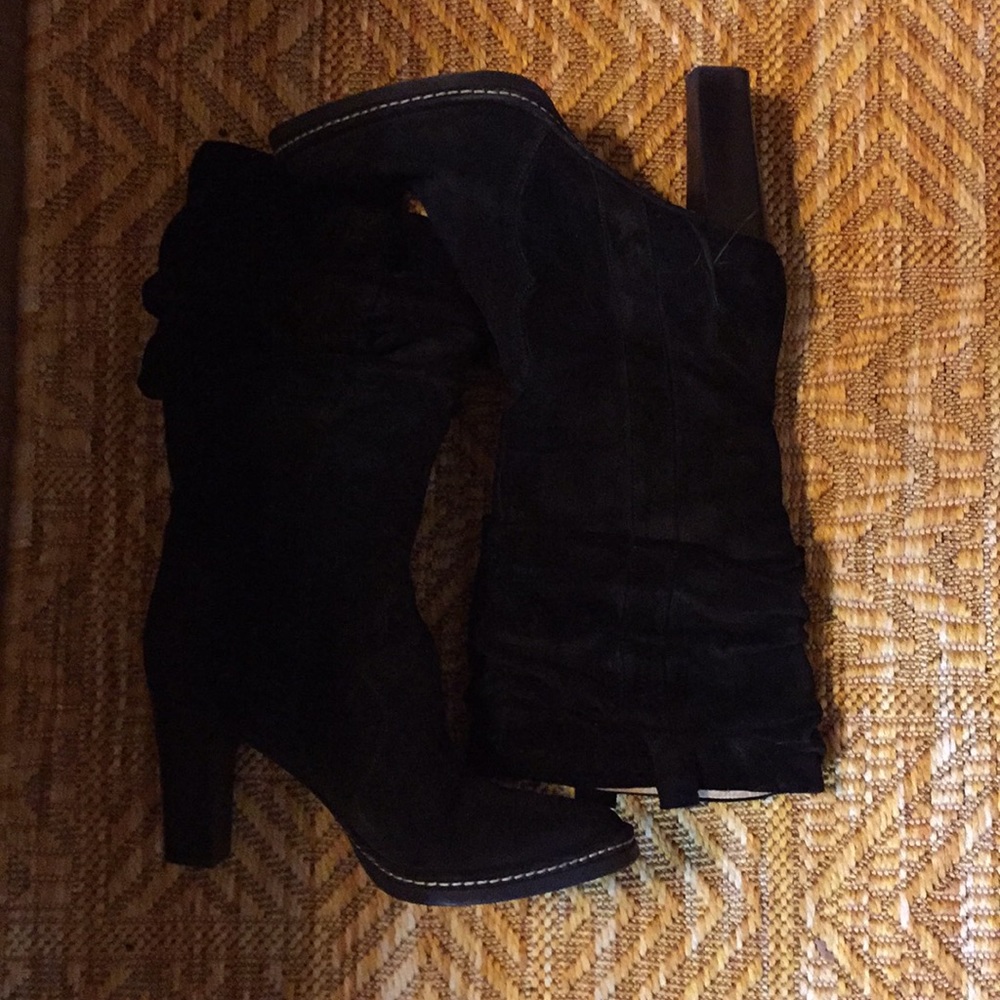 Slouchy boot